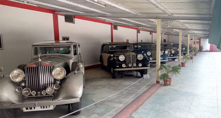 Auto World Vintage Car Museum Ahmedabad (Entry Fee, Timings, History,  Images, Location & Entry ticket cost price) - Ahmedabad Tourism 2022