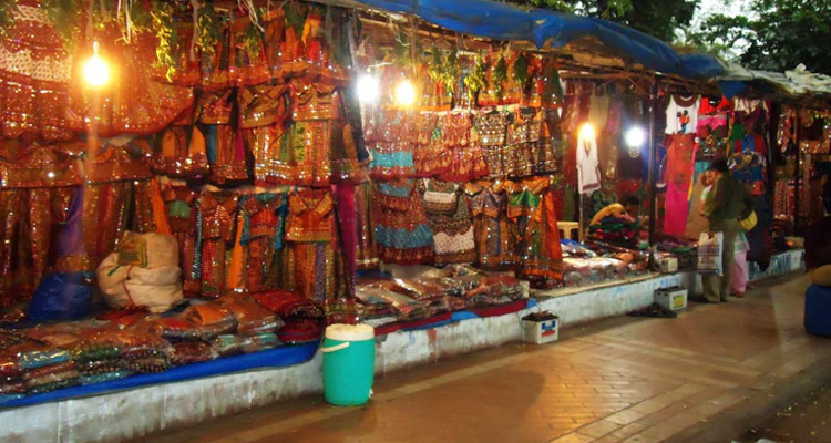 Vibrant stalls at Law Garden Market in Gujarat