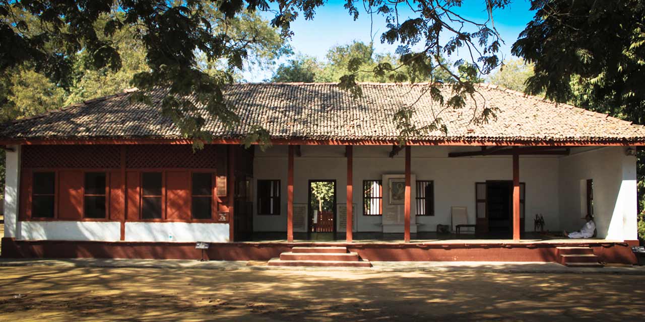 Sabarmati Ashram Ahmedabad (Entry Fee, Timings, History, Images & Location)  - Ahmedabad Tourism 2022