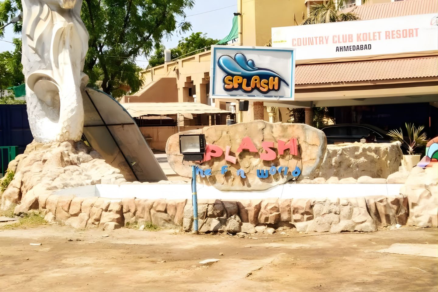  Splash The Fun World