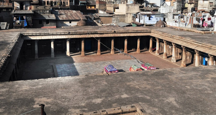 Rani no Hajiro Ahmedabad (Entry Fee, Timings, History, Built by, Images ...